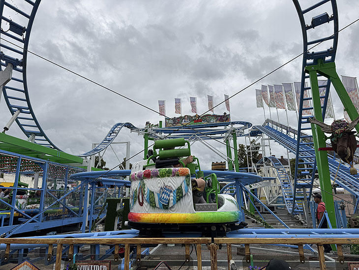 Heidi The Coaster auf dem Herbstfest Rosenheim 2025 (©Foto: Martin Schmitz) 